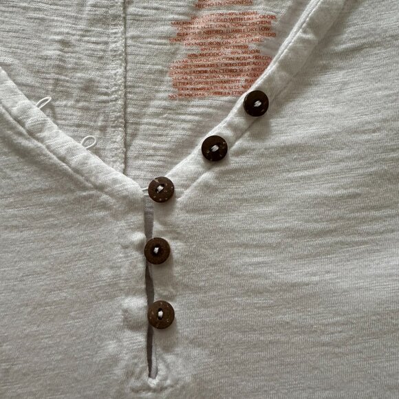 (3) Knox Rose Classic Relaxed Fit Short-sleeve V-Neck Shirt, Large, White - Picture 3 of 4